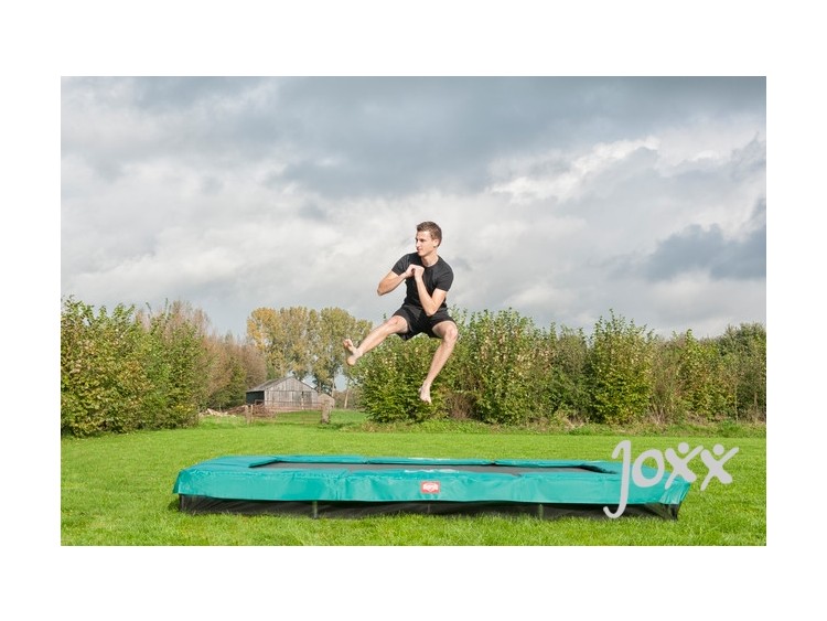 JOXX_VERKOOP_BERG_TRAMPOLINE_SPORTSSERIES_INGROUNDEAZYFIT_SFEER2