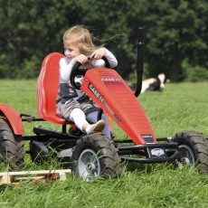 preview_BERG Case-IH BFR with girl